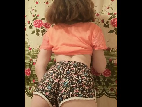 ❤️ Sexy junges Babe zieht ihre Shorts vor der Kamera aus ❤️ Anal video bei de.studiya-lpg-massazha-na-metro-vodnyj-stadion.ru ❌